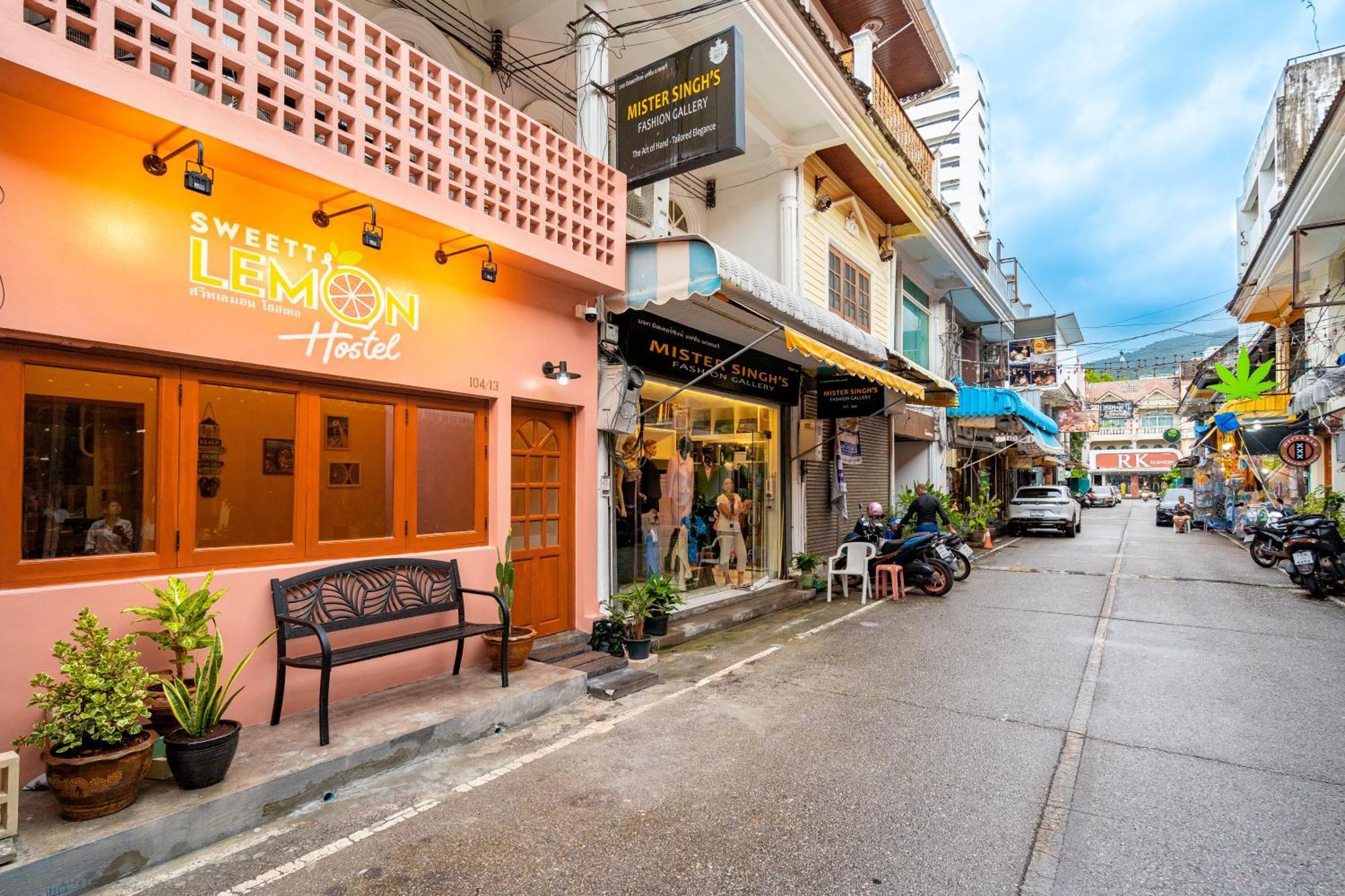 Sweett Lemon Hostel Patong Exterior photo
