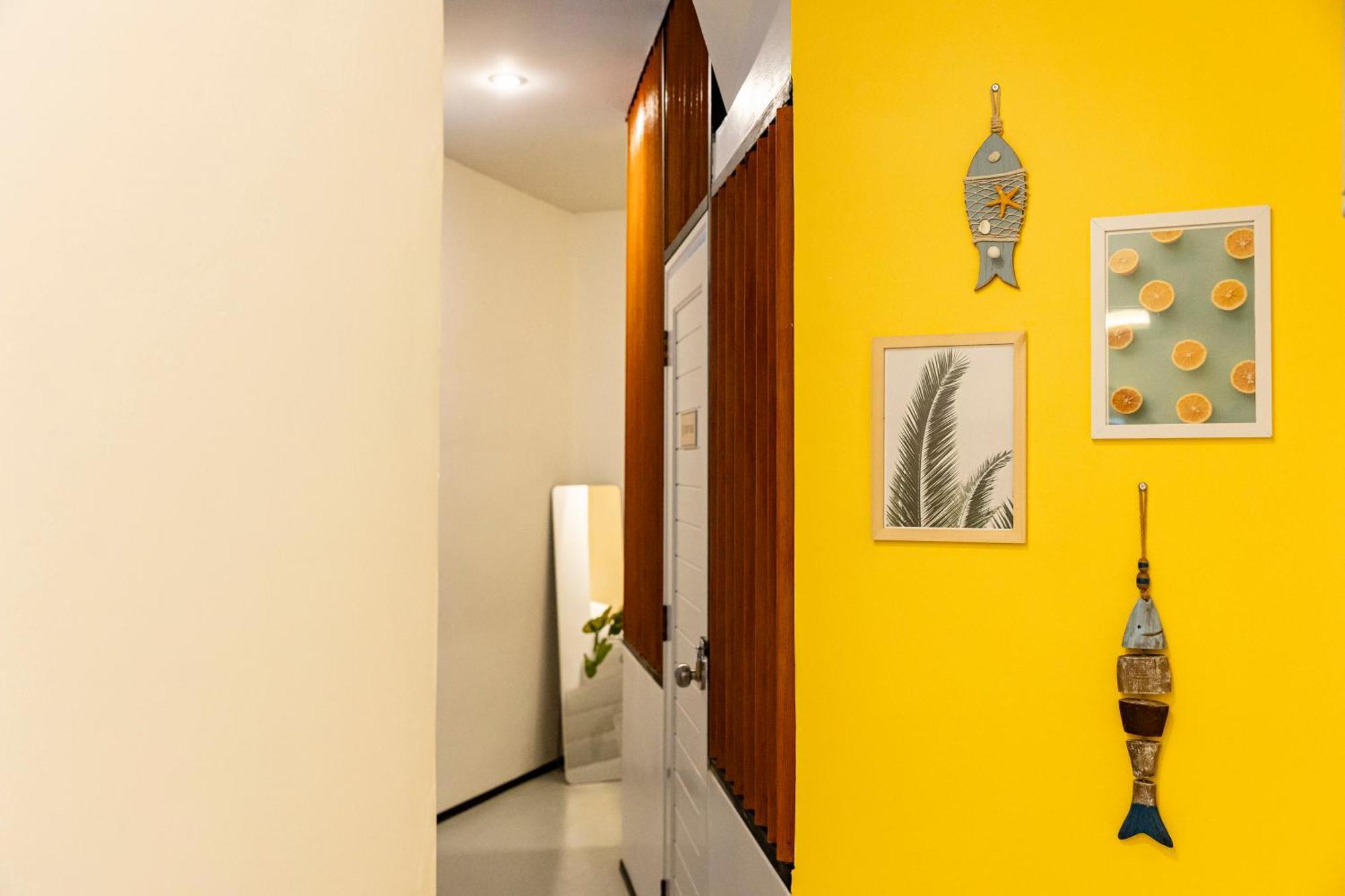 Sweett Lemon Hostel Patong Exterior photo